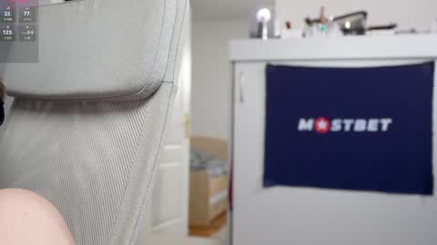 CUSTOM PHOTOS AND VIDEOS -  online show from December 2024 12:23:02 PM