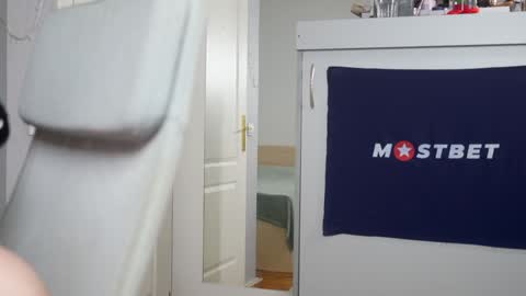 CUSTOM PHOTOS AND VIDEOS -  online show from January 2025 12:09:01 PM