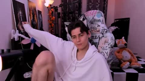 Foxicfu online show from April 2026 01:38:01 PM