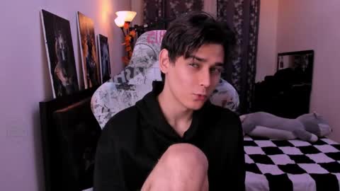 Foxicfu online show from April 2026 03:59:02 PM