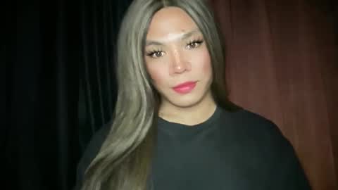 Snapshot of foxli_xx chatting on March 2026 10:23:01 AM KITTY online show from March 2026 10:23:01 AM