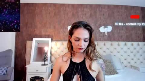 Snapshot of foxmegann chatting on June 2026 09:01:02 PM MeganFoxxy online show from June 2026 09:01:02 PM
