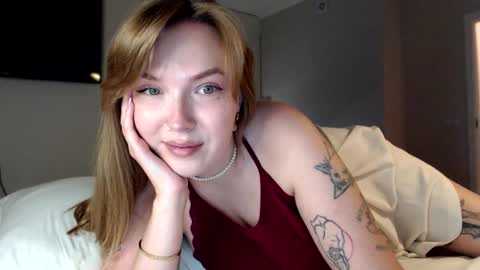 Snapshot of foxxycindy chatting on September 2025 10:54:02 PM Cindy online show from September 2025 10:54:02 PM