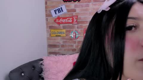 Snapshot of foxy__mia chatting on February 2026 11:00:01 AM foxy__mia online show from February 2026 11:00:01 AM