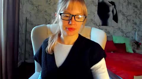 Foxy online show from March 2026 12:26:01 AM