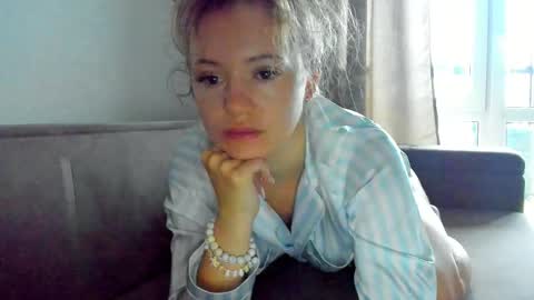 Foxy online show from May 2026 12:16:02 AM