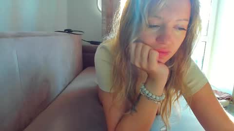Foxy online show from May 2026 12:28:02 AM
