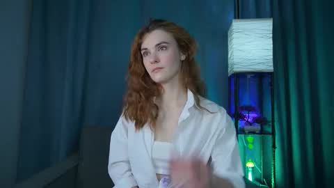 Snapshot of foxy_cute4you chatting on November 2025 06:43:01 PM Eva online show from November 2025 06:43:01 PM