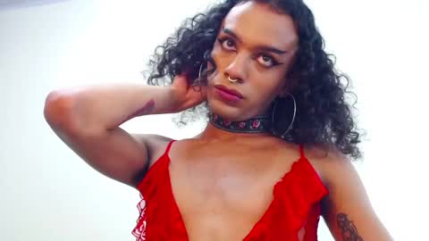 Ella online show from March 2025 06:54:01 PM