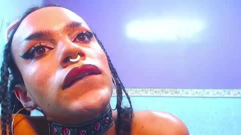 Ella online show from March 2026 04:40:02 PM