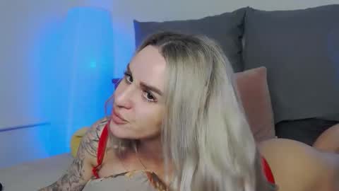 Foxy Kimmi online show from February 2026 07:02:01 AM