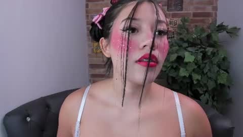 Snapshot of foxy_loren chatting on July 2026 11:05:01 AM Loren online show from July 2026 11:05:01 AM