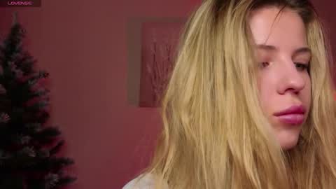 Ammy Fox online show from November 2025 05:33:01 AM