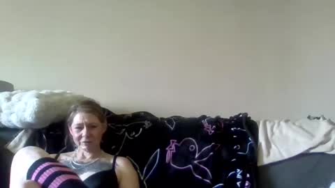 Snapshot of foxyfang chatting on February 2025 05:04:02 PM foxyfang online show from February 2025 05:04:02 PM