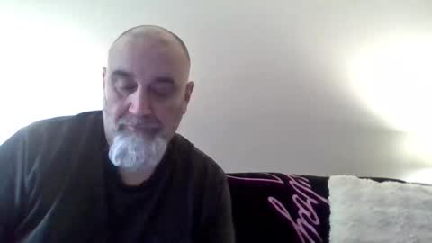 foxyfang online show from May 2026 01:17:02 PM