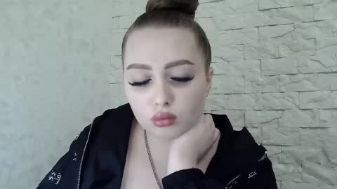 Alice online show from December 2025 06:24:02 PM