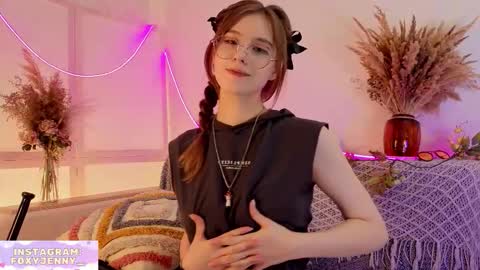 foxysecret_ online show from November 2025 08:35:02 PM