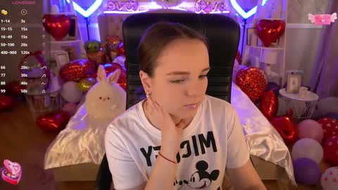 Inna  online show from February 2025 12:52:02 PM