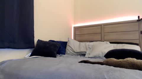 Angel online show from December 2024 07:03:02 PM