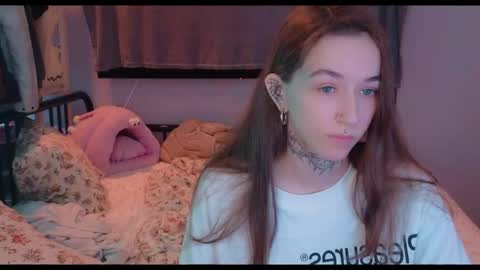 fran_bow online show from June 2026 10:21:02 AM