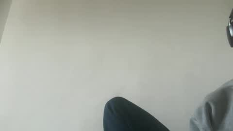 Snapshot of fran_ces chatting on May 2026 03:40:01 PM fran_ces online show from May 2026 03:40:01 PM