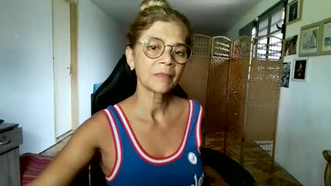 francelune online show from February 2026 06:32:02 AM