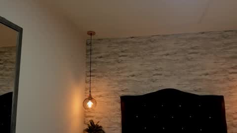          online show from January 2026 02:37:01 AM