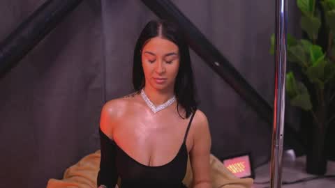 francescadante online show from March 2026 07:03:02 AM