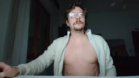 francesco_831115 online show from February 2026 10:38:02 PM