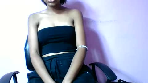 Snapshot of francia333068 chatting on June 2026 05:38:02 PM francia333068 online show from June 2026 05:38:02 PM