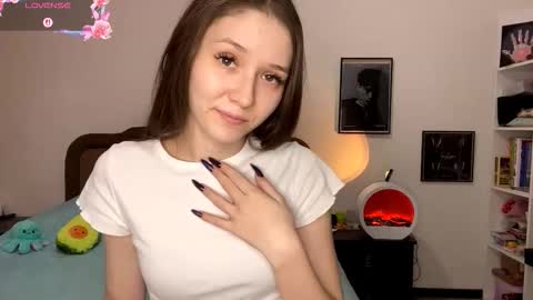 Snapshot of francinaporteus chatting on December 2025 12:33:02 PM Francis online show from December 2025 12:33:02 PM