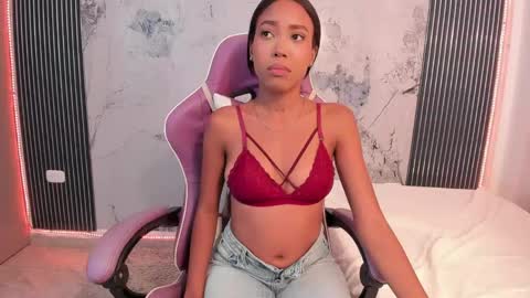 Laura online show from May 2026 05:27:02 AM