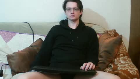 Snapshot of francisgray chatting on February 2026 04:35:01 PM Frank online show from February 2026 04:35:01 PM