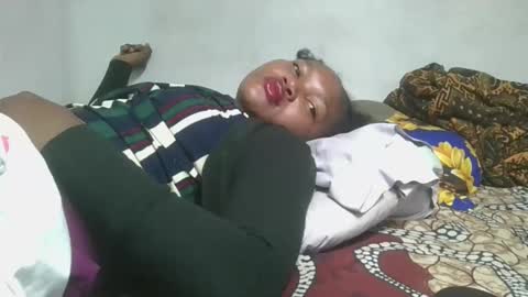 Snapshot of franckamby chatting on November 2025 12:46:01 AM franckamby online show from November 2025 12:46:01 AM