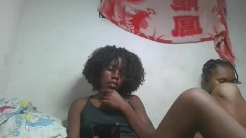 Snapshot of franckamby chatting on December 2025 06:03:02 PM franckamby online show from December 2025 06:03:02 PM