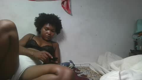 Snapshot of franckamby chatting on December 2025 07:00:01 PM franckamby online show from December 2025 07:00:01 PM