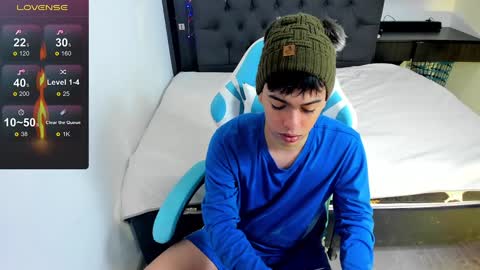 Snapshot of franco_rizzo01 chatting on December 2024 09:00:01 PM frank online show from December 2024 09:00:01 PM