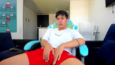 Snapshot of franco_rizzo01 chatting on December 2024 08:55:02 PM frank online show from December 2024 08:55:02 PM