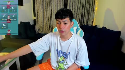 Snapshot of franco_rizzo01 chatting on December 2024 12:36:01 AM frank online show from December 2024 12:36:01 AM