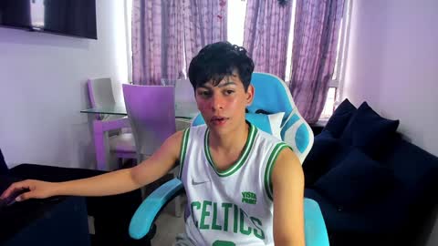 Snapshot of franco_rizzo01 chatting on January 2025 09:25:01 PM frank online show from January 2025 09:25:01 PM