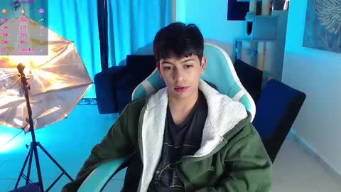 Snapshot of franco_rizzo01 chatting on January 2026 08:23:01 PM frank online show from January 2026 08:23:01 PM