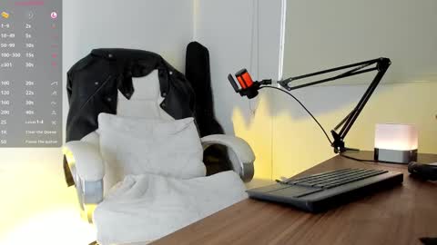 Francum online show from March 2025 10:42:01 PM