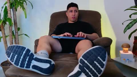 Francum online show from October 2025 08:33:01 PM