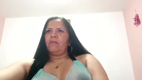 Snapshot of francy_froz chatting on January 2025 08:02:01 AM francy froz online show from January 2025 08:02:01 AM