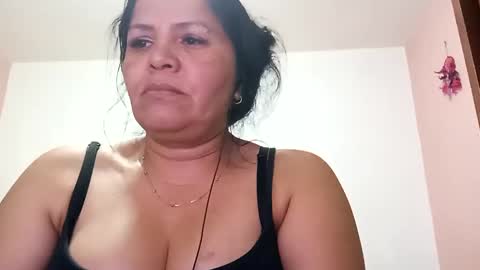 Snapshot of francy_froz chatting on February 2025 02:44:02 AM francy froz online show from February 2025 02:44:02 AM