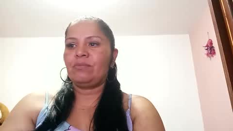 Snapshot of francy_froz chatting on February 2025 01:33:01 AM francy froz online show from February 2025 01:33:01 AM