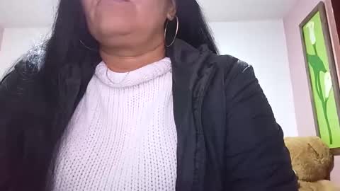 Snapshot of francy_froz chatting on October 2025 01:28:01 AM francy froz online show from October 2025 01:28:01 AM