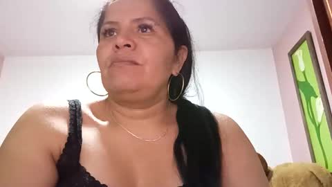 Snapshot of francy_froz chatting on October 2025 02:15:01 AM francy froz online show from October 2025 02:15:01 AM