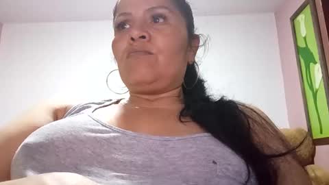 Snapshot of francy_froz chatting on October 2025 02:03:02 AM francy froz online show from October 2025 02:03:02 AM