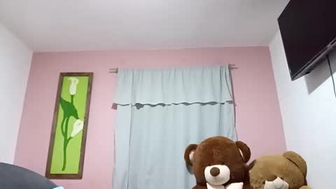 Snapshot of francy_froz chatting on November 2025 07:02:02 PM francy froz online show from November 2025 07:02:02 PM